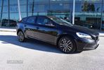 Volvo V40 2.0 D3 Momentum - 1