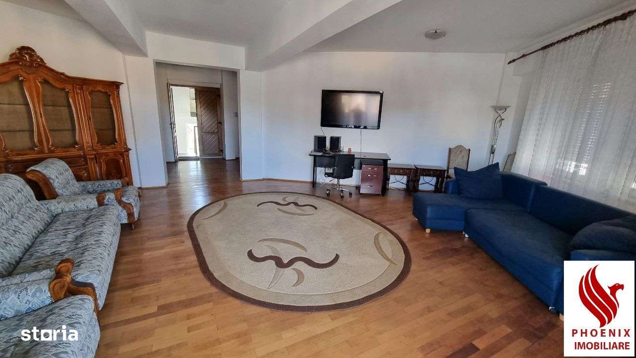 Apartament 3 camere,central - Imagine principală: 2/10