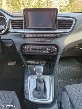 Kia Ceed 1.4 T-GDI M DCT - 12