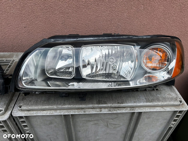 Lampa przednia VOLVO S60 V70 XC70 ZWYKŁE KOMPLET EUROPA ORYGINALNE VALEO - 3