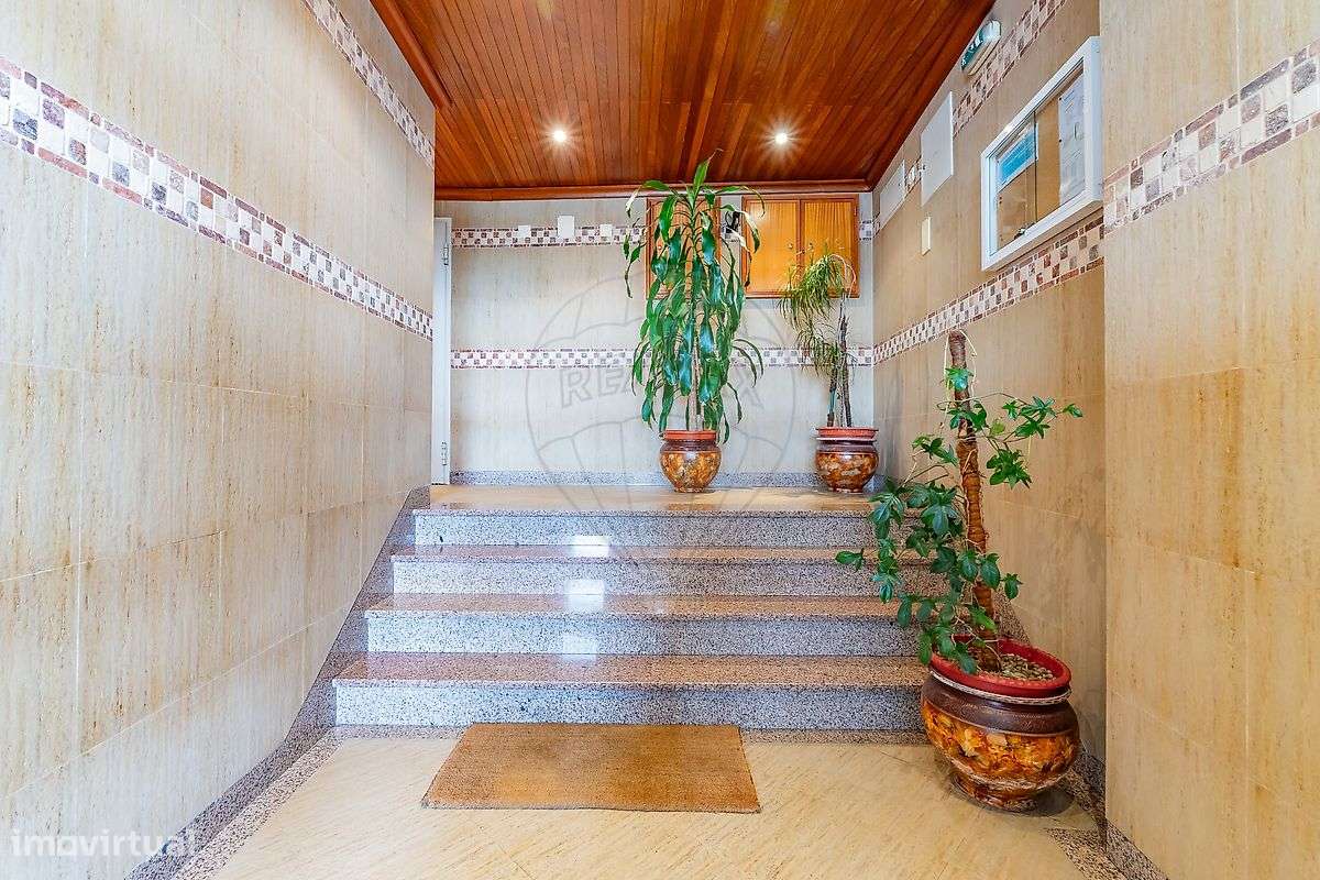 Apartamento T3 para arrendamento - Grande imagem: 2/27