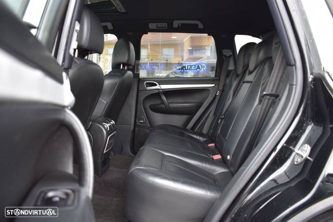 Porsche Cayenne Tiptronic - 13