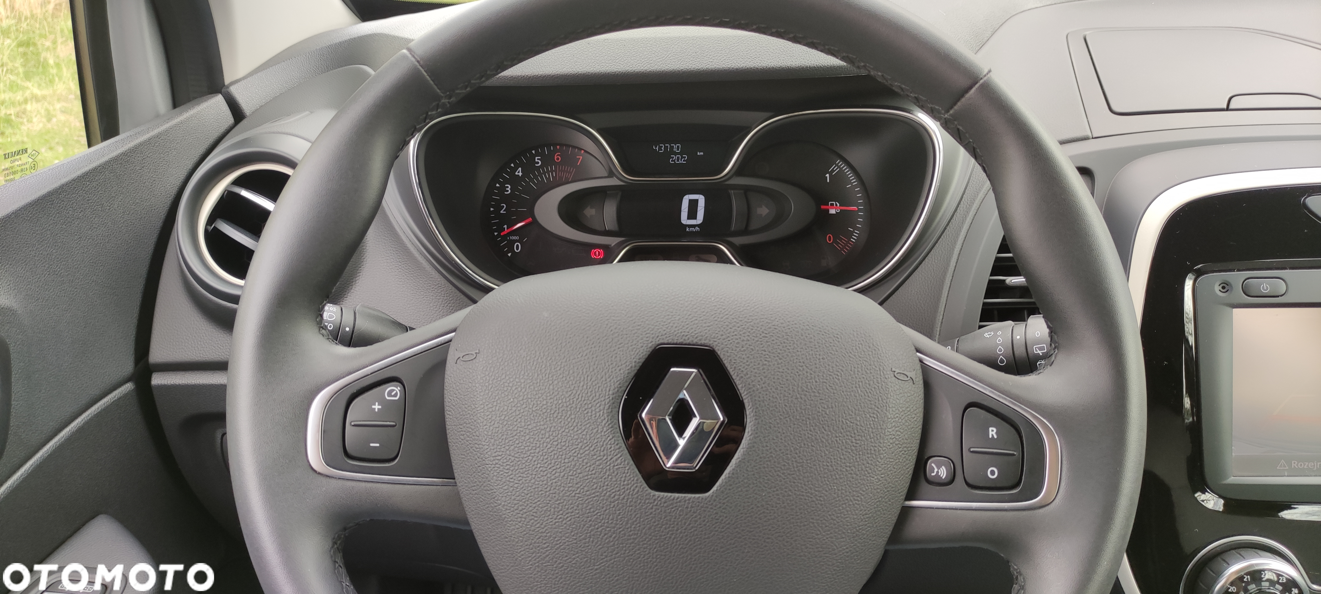 Renault Captur - 13