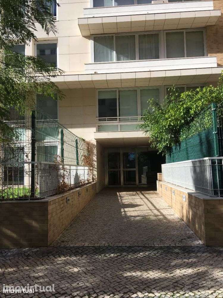 T1 Lumiar - Edificio Dolce Far Niente - Grande imagem: 3/14