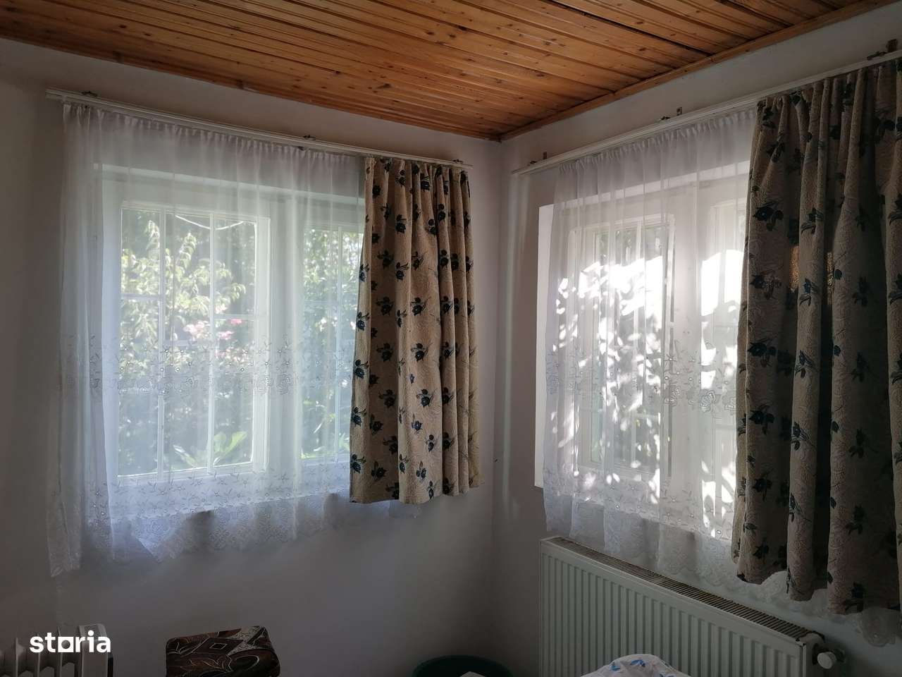 Singureni - Stejaru, casa cu teren 1600mp - Imagine principală: 5/17