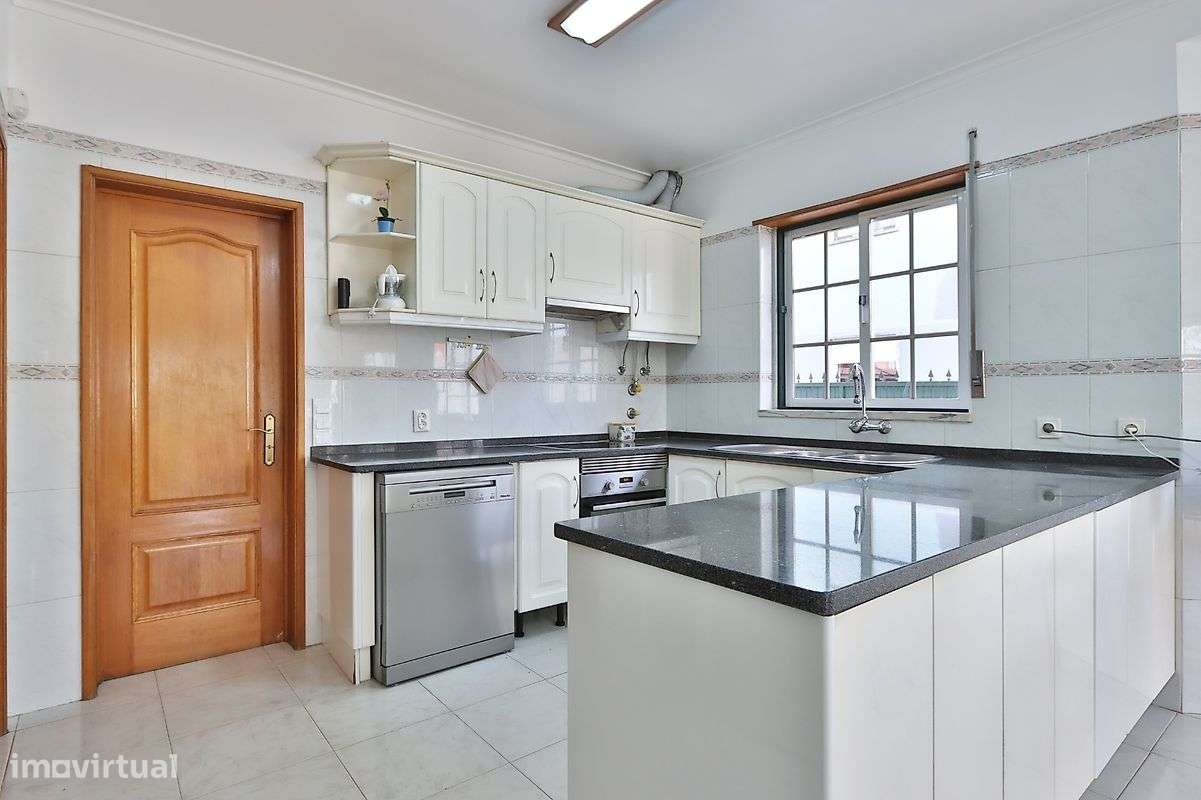 Moradia T4 para venda-36