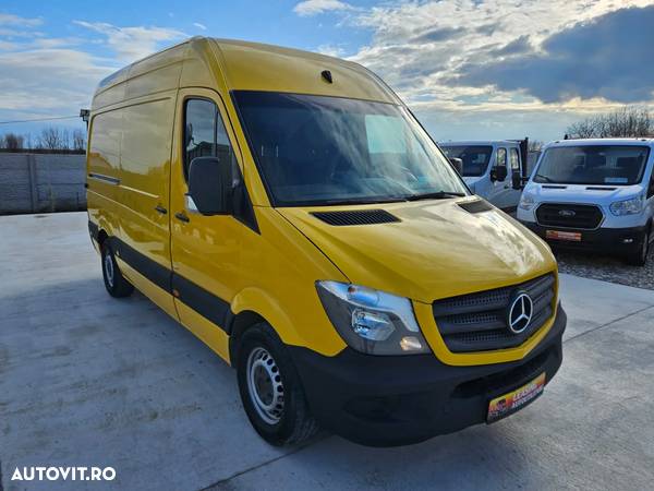 Mercedes-Benz Sprinter - 4