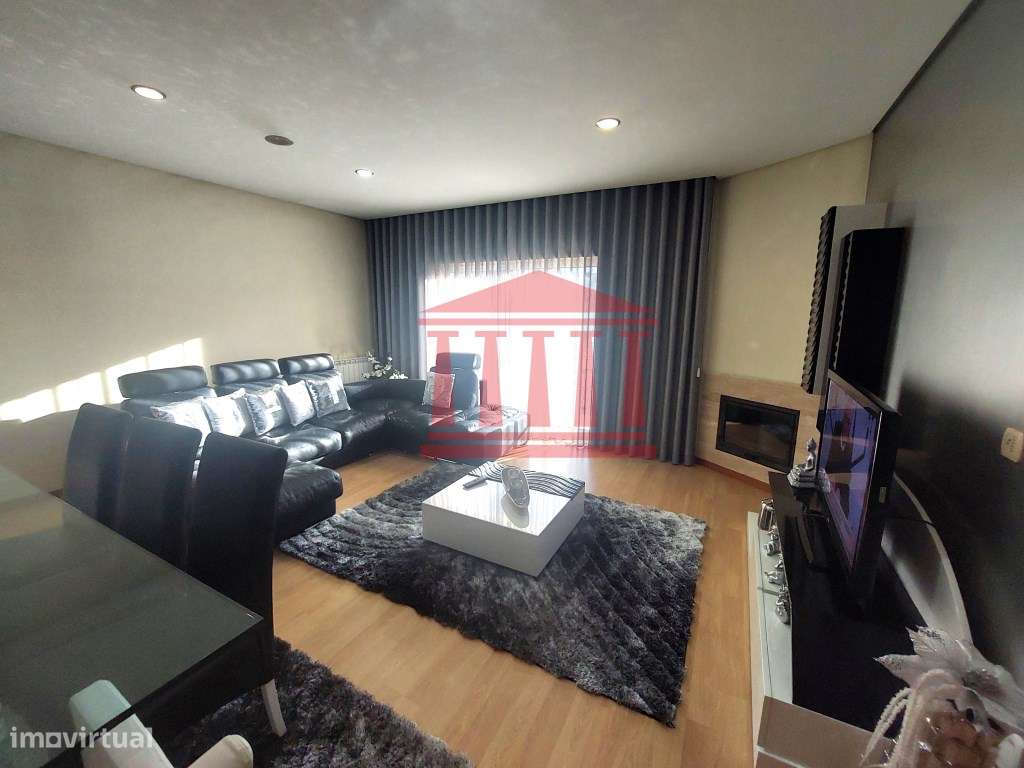 MORADIA V4 SEMINOVA-8