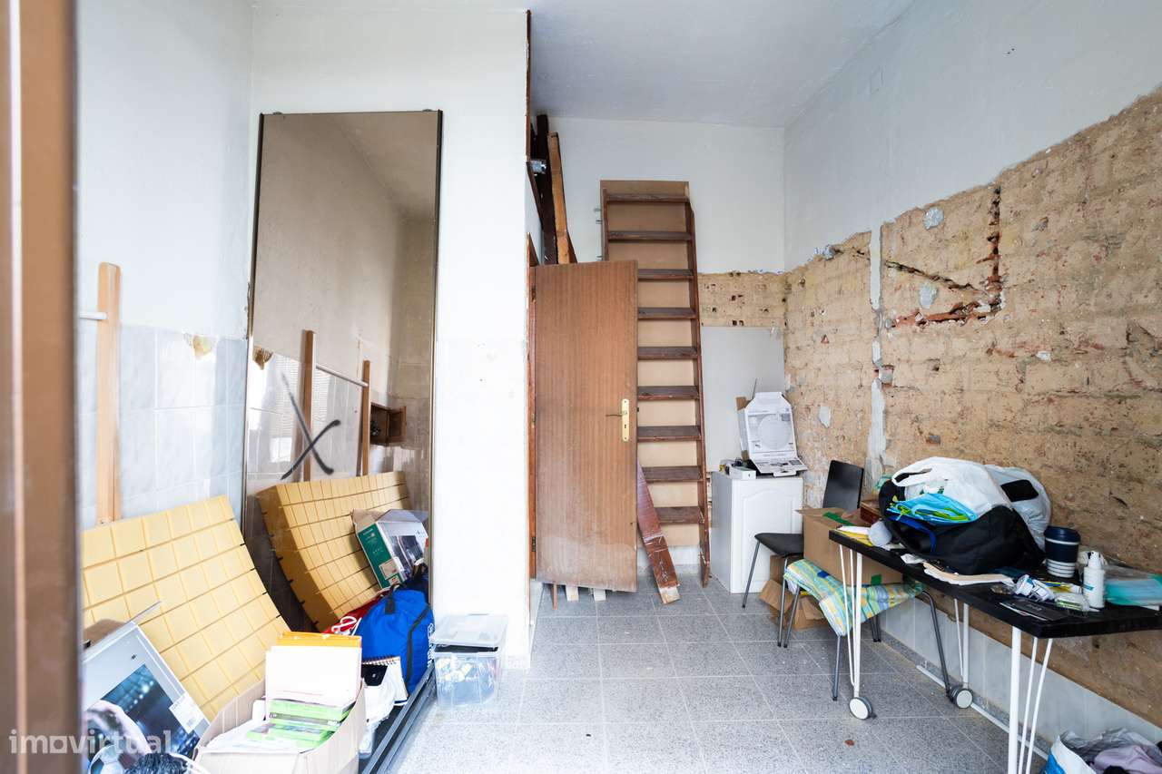 Loja com montra na Penha de França: Oportunidade Única de Investimento - Grande imagem: 3/8