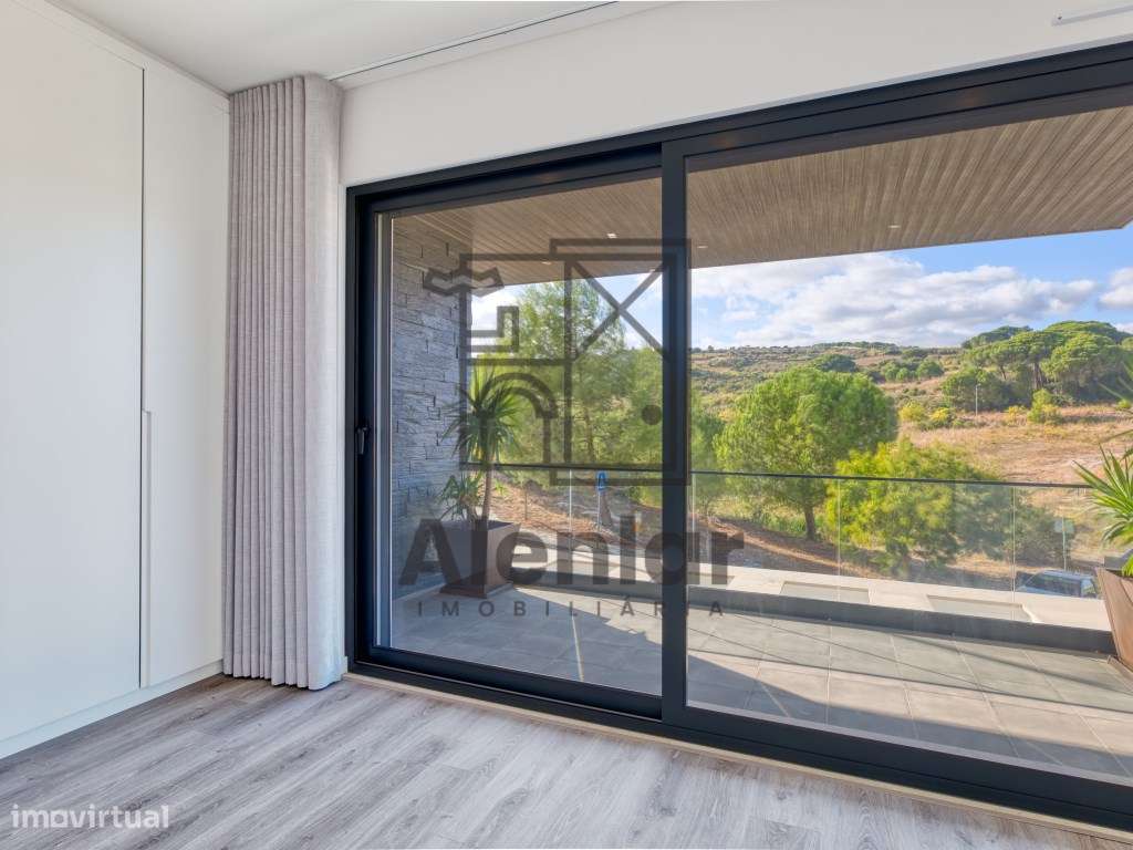 Moradia Contemporânea em Alenquer-57