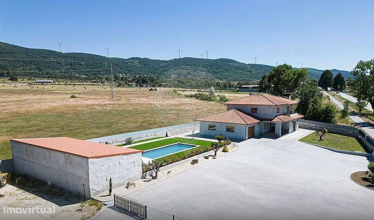 Moradia T5 para venda - Grande imagem: 3/49