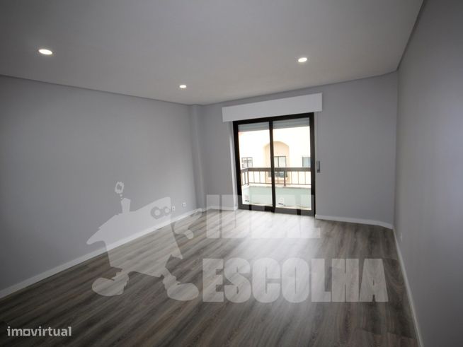 T3 AMORA 275 000€
TOTALMENTE RENOVADO.-7