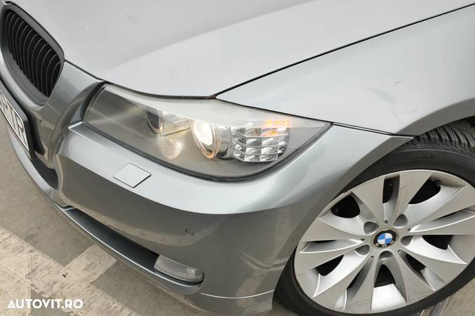BMW Seria 3 320d xDrive DPF Aut. - 25