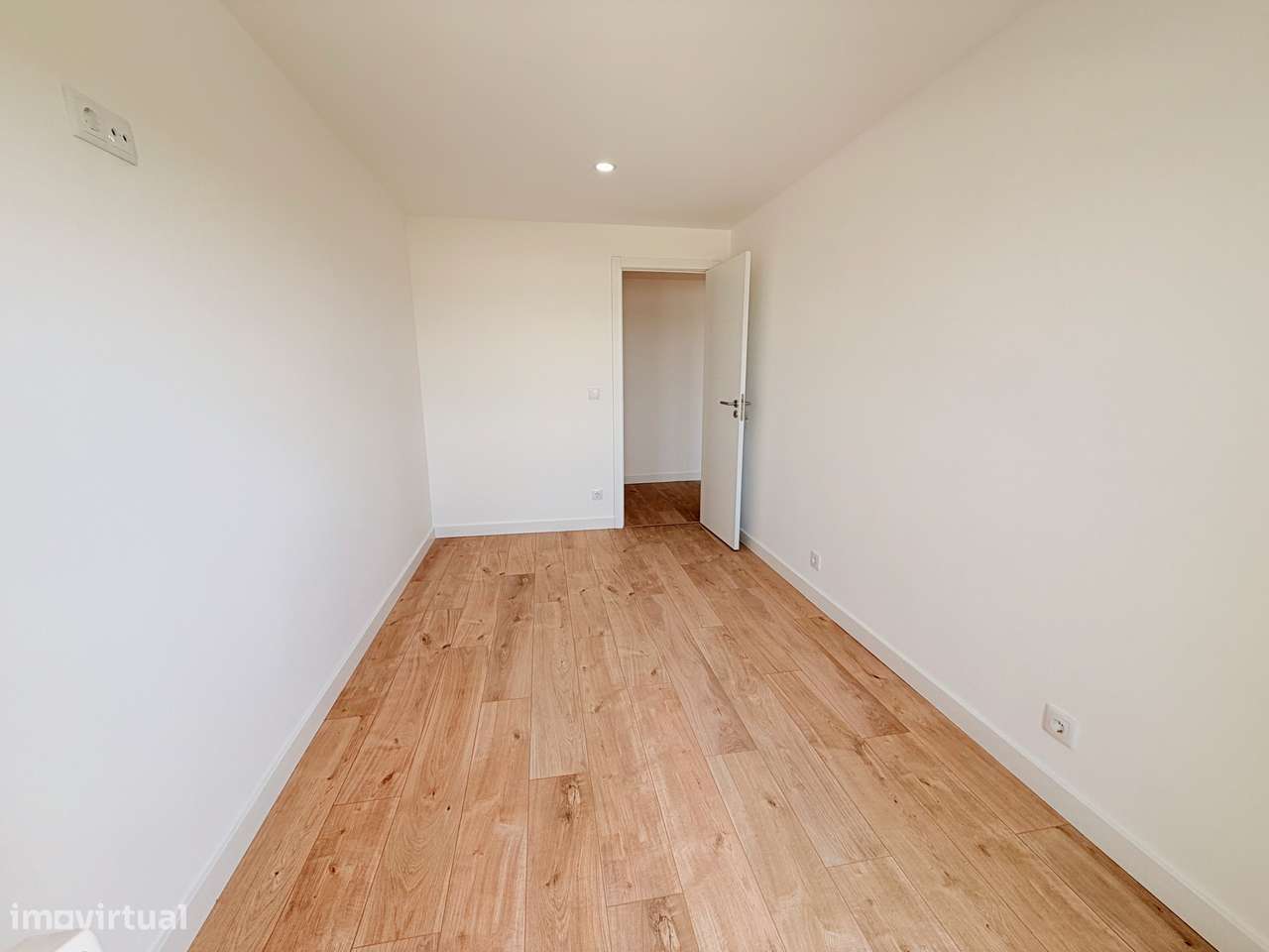 Apartamento T3 Totalmente Renovado | Vista de Rio | Forte da Casa-13