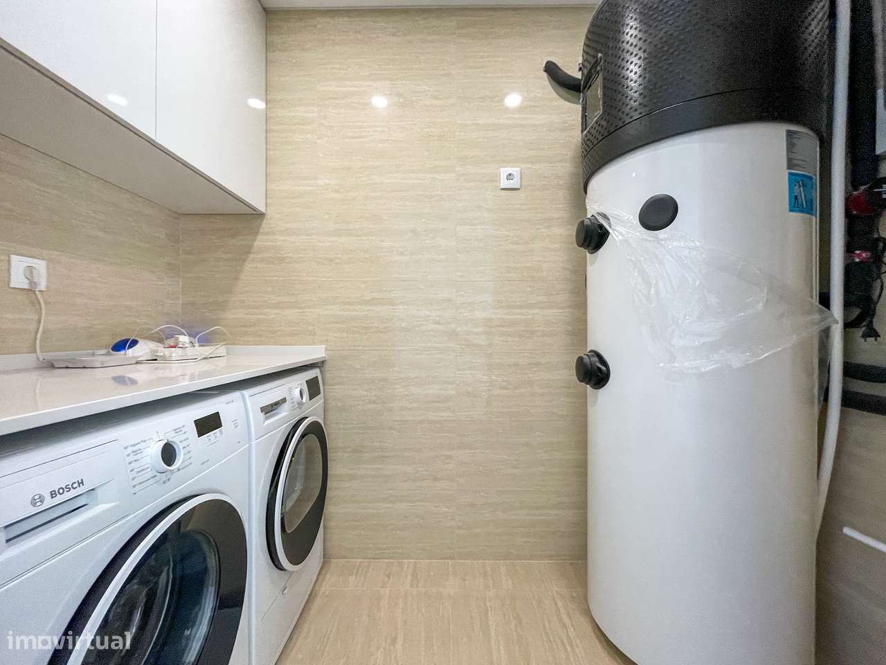 Moradia T4 com Piscina - Santa Iria de Azoia (Bairro da Salvação)-42