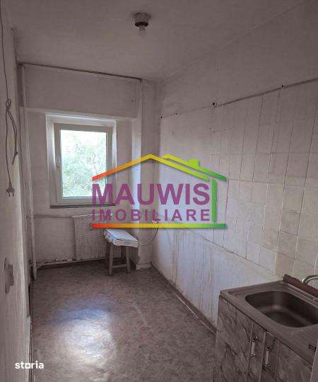 Vand garsoniera decomandata in zona Bv Grigorescu – Intrarea Bad-2