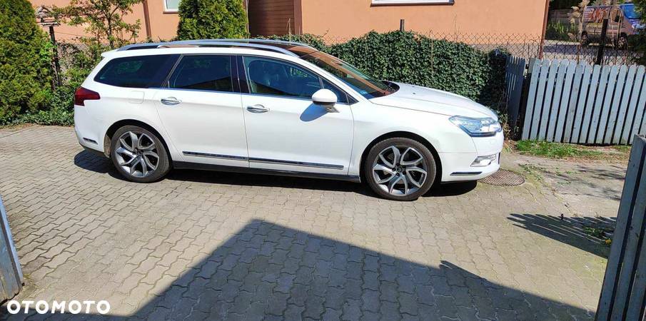 Citroën C5 2.2 HDi Exclusive - 12