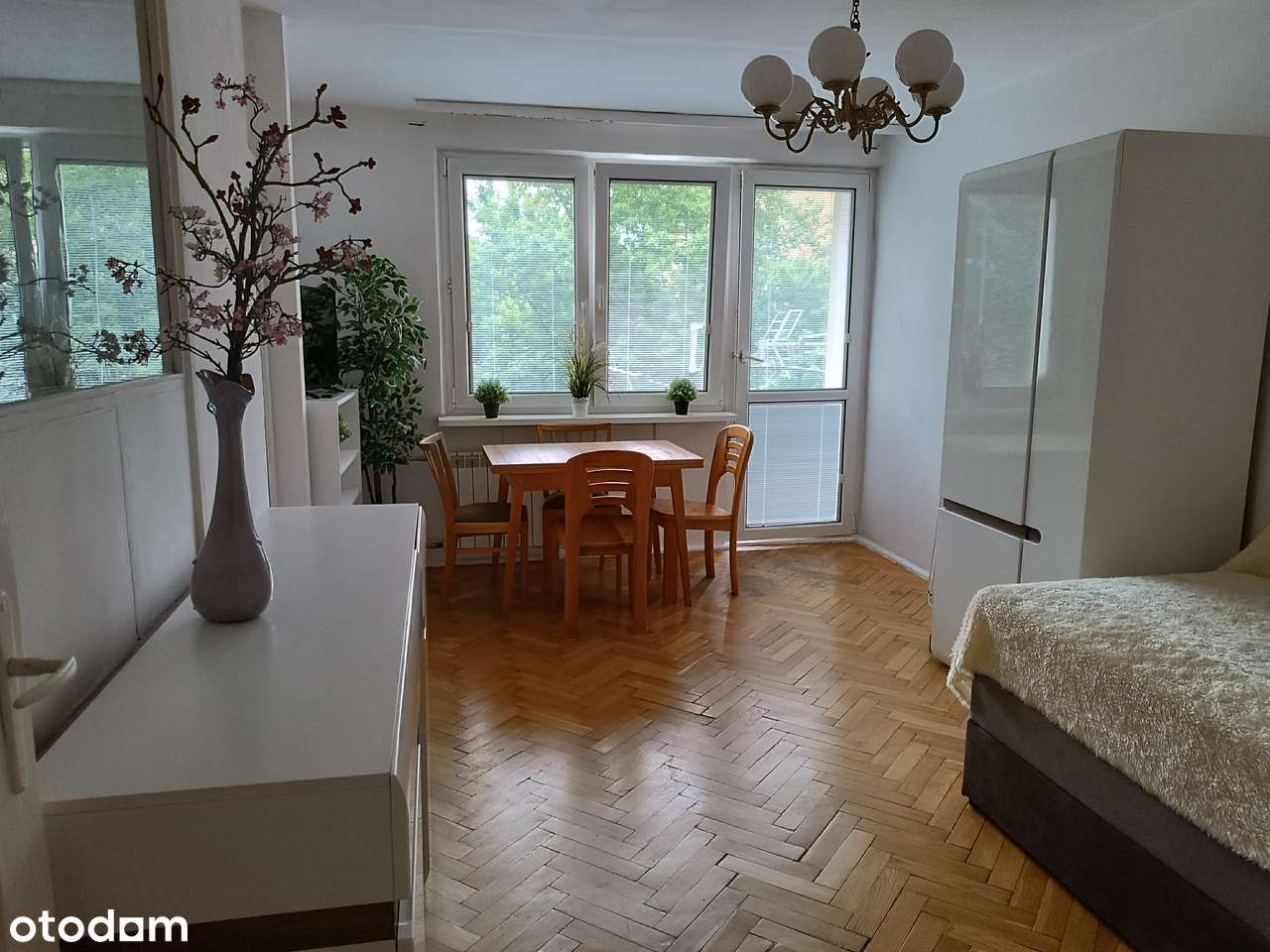 Dwupokojowe mieszkanie 34m2 na Bielanach przy ul.Broniewskiego 54