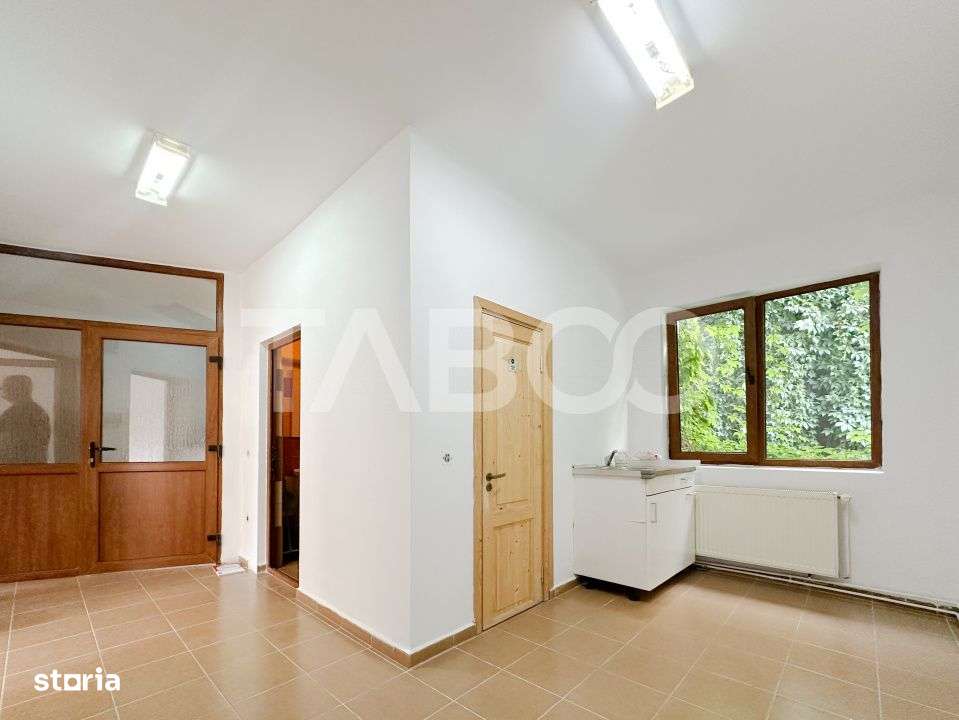 Apartament cu 2 camere decomandate in Centru pretabil si pentru birou - Imagine principală: 4/6