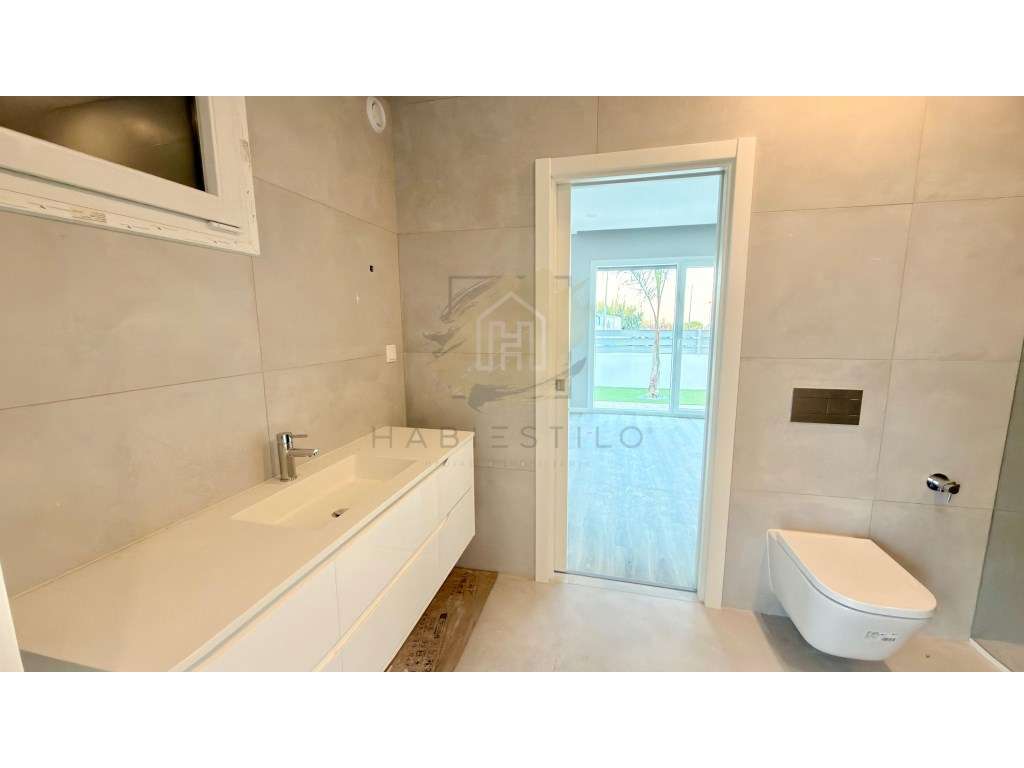 Moradia T4 em Azeitão | Pronta a escriturar-22