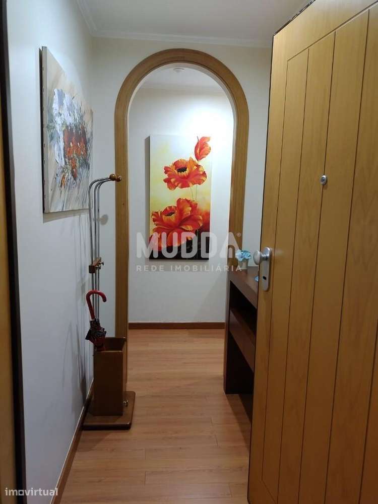 Arrendamento T2 central com elevador - Grande imagem: 5/15