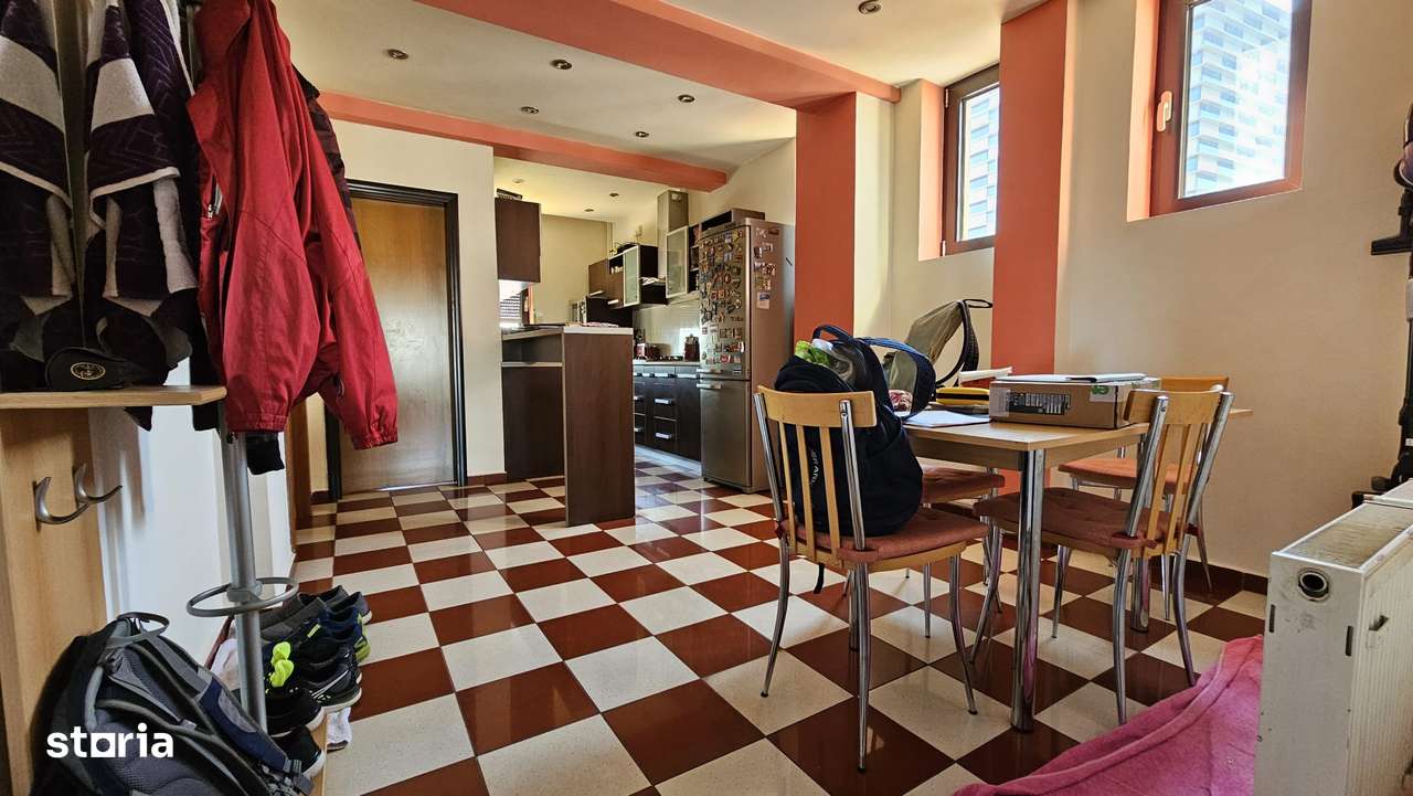 Apartament de 4 camere în emblematicul Bloc Zodiac – boxă inclusă-4