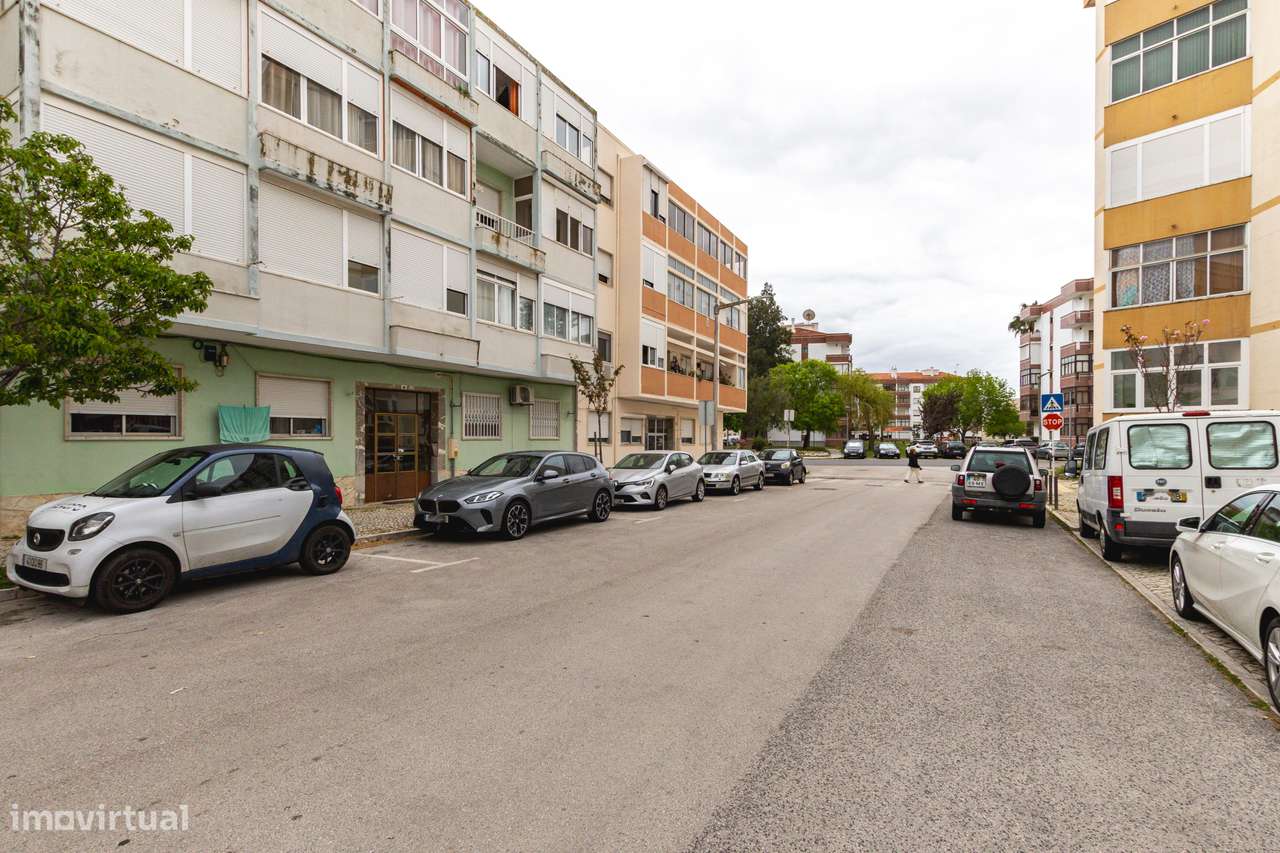 APARTAMENTO T2 | C/ ARRECADAÇÃO | CENTRO DE ALVERCA-22