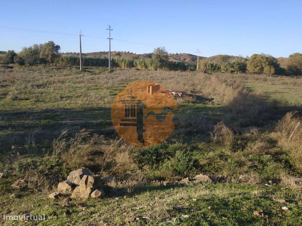 TERRENO COM RUINA - 4.960 M2 - COM NORA - ÁGUA DA BARRAGEM NA JUNQU...-16