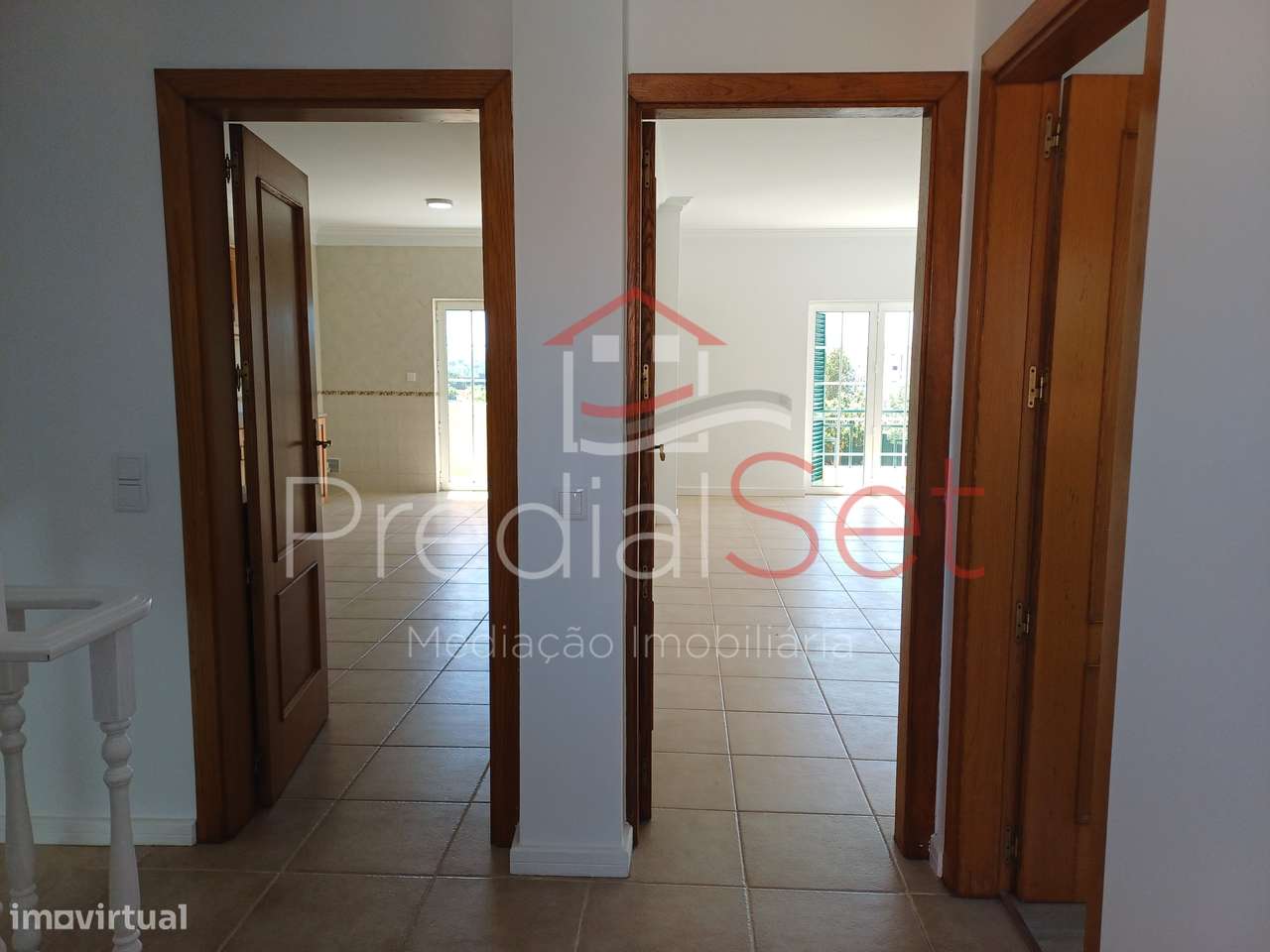 Moradia T4 Piscina-Setúbal-7
