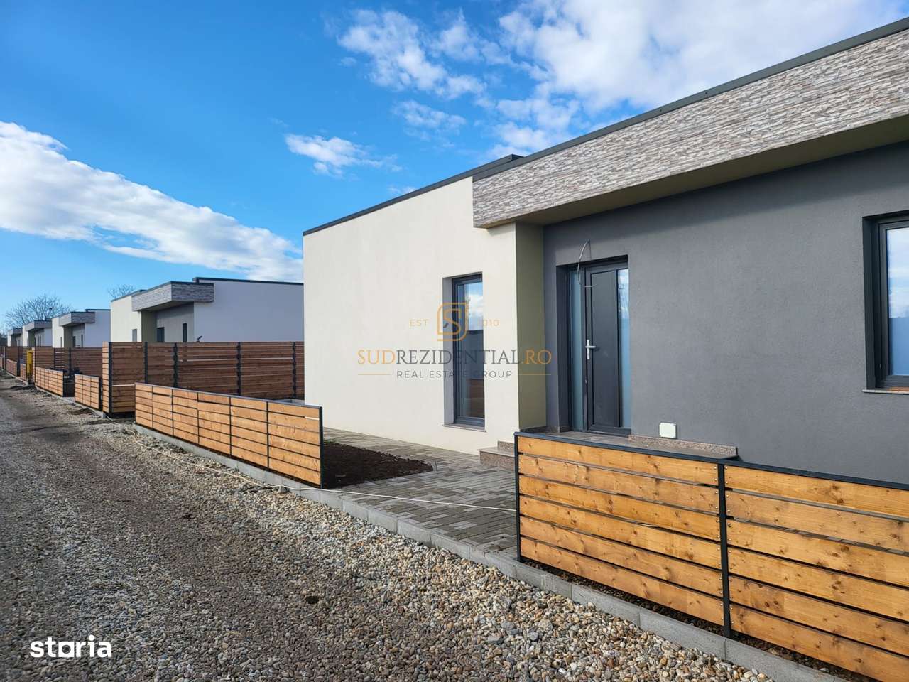 Vila individuala, teren generos, 3 camere - Comuna Berceni - Imagine principală: 3/13