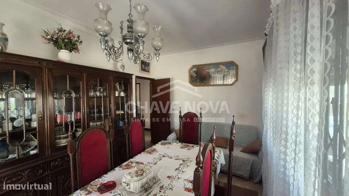 Andar Moradia T3 c/garagem e Terraço em Valadares-22