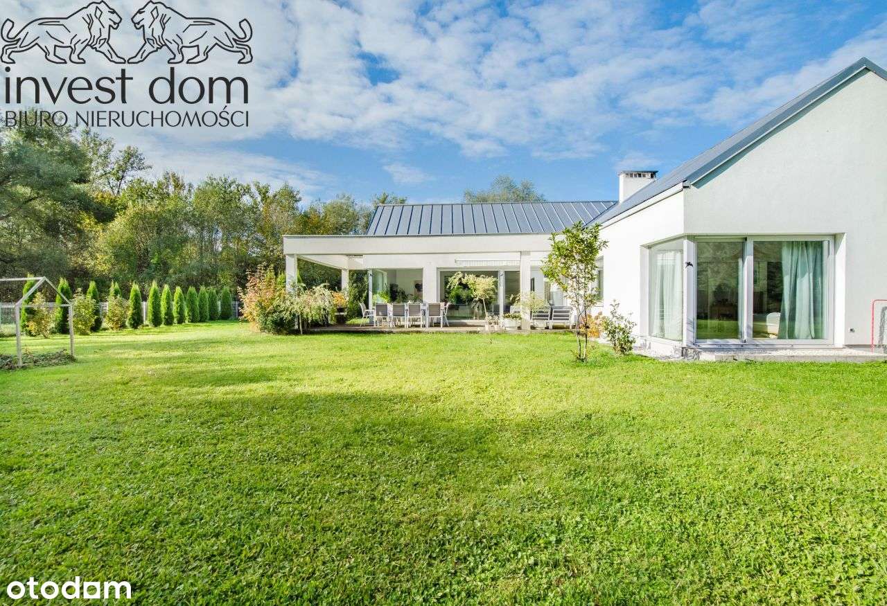 Śródziemnomorska Willa z Kolonialną Nutą | Spokój,-1