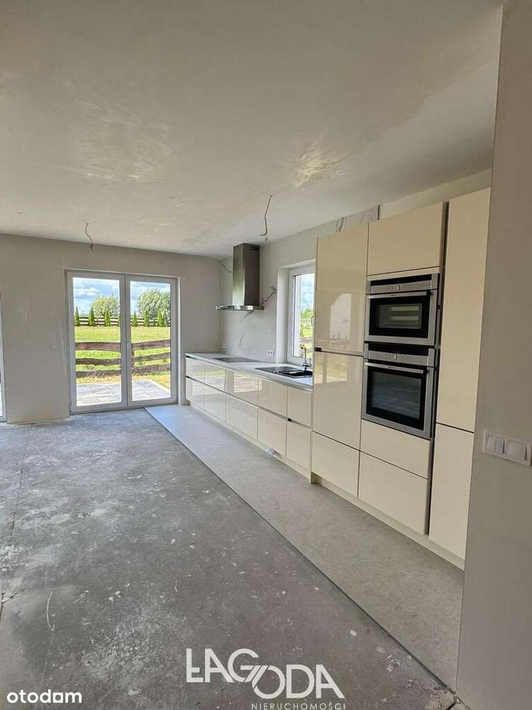 Nowy dom bliźniak częściowo wykończony - Pełny obrazek: 4/20