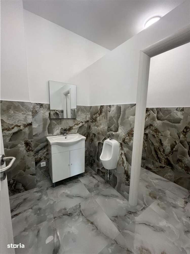 Spatiu birouri de 190 mp utili si 3 locuri parcare zona Garii din Sibi - Imagine principală: 4/11