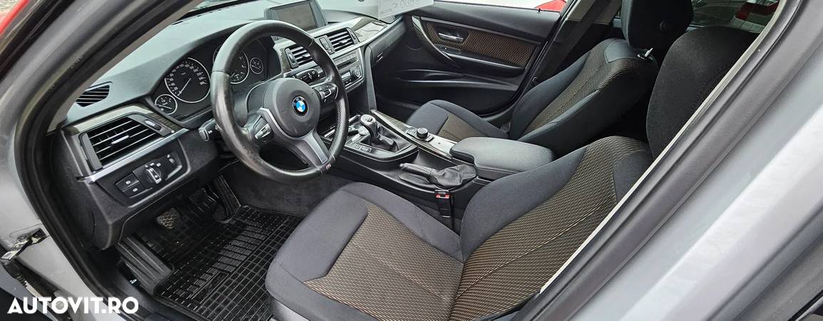 BMW Seria 3 320d Blue Performance - 9