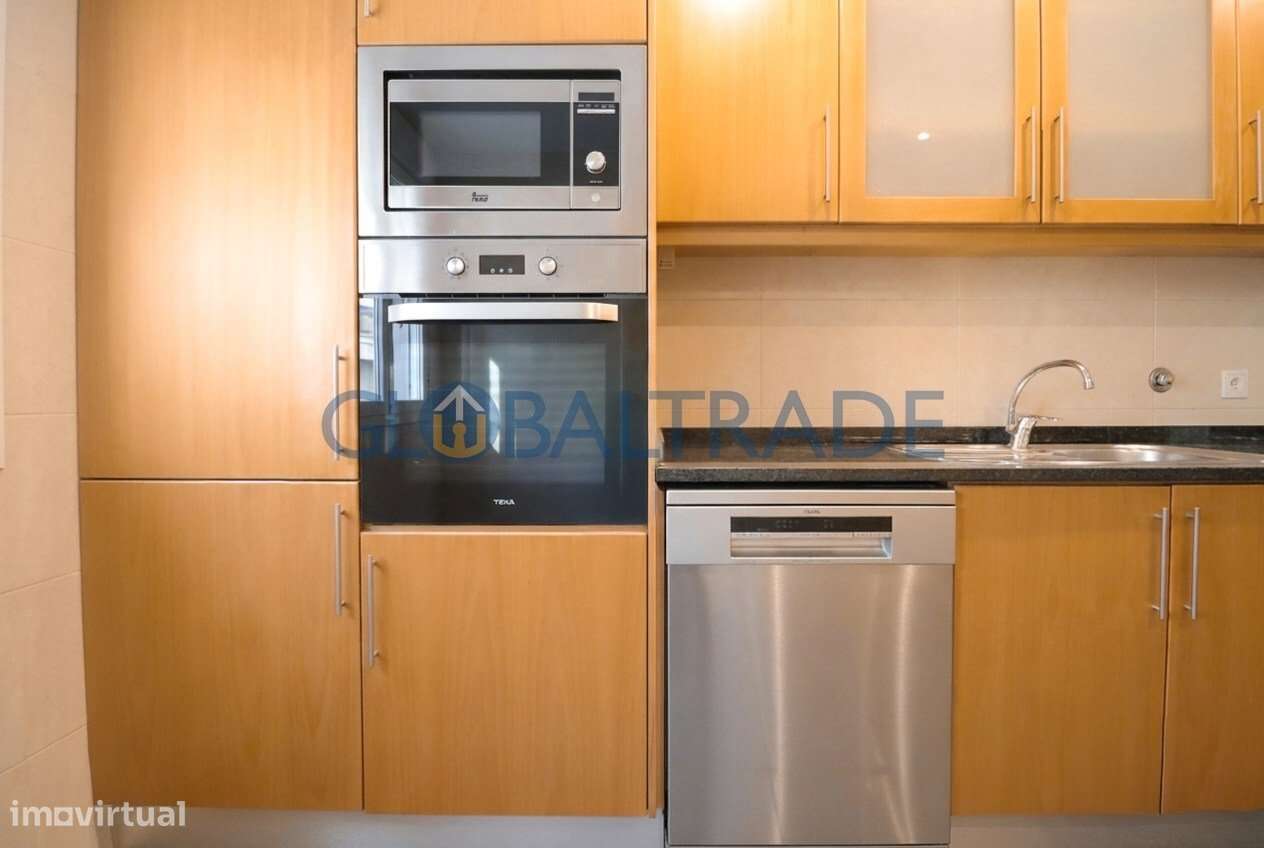 Duplex T2+1 com vista mar em Canidelo-13