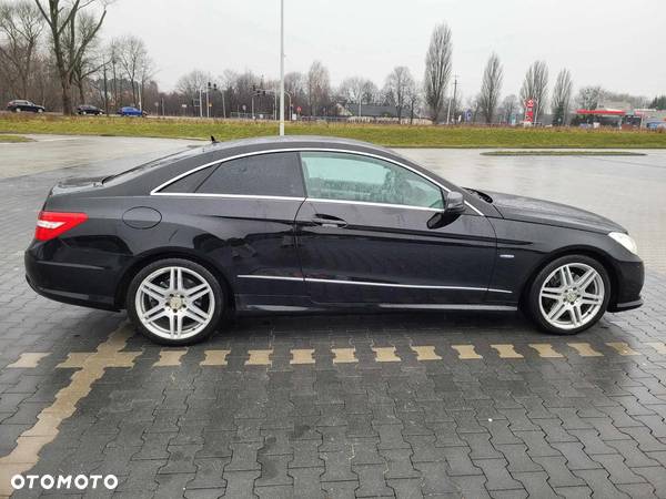 Mercedes-Benz Klasa E 250 CGI BlueEffICIENCY - 10