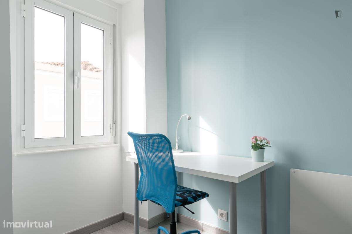 Quarto - localizado em Campolide Lisbon - Grande imagem: 4/7