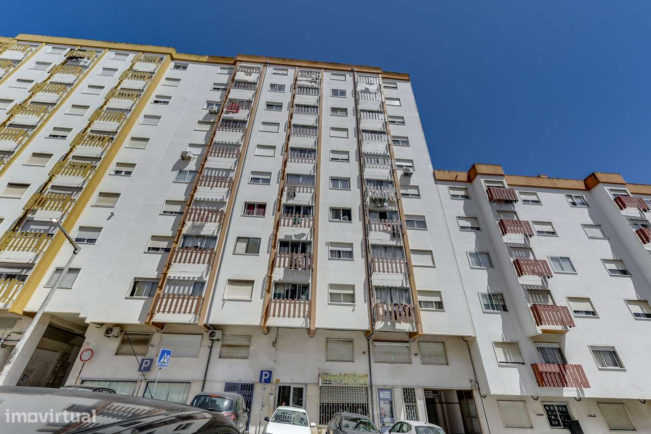 Apartamento T1 Queluz-23