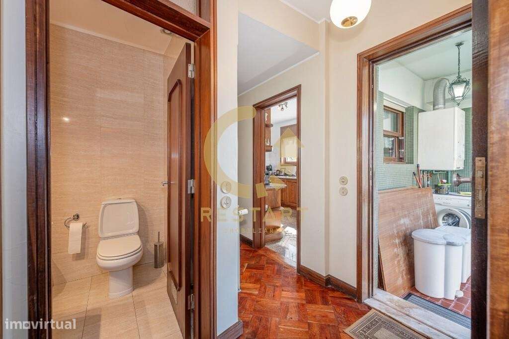 Moradia T5 com piscina e amplo terreno na Avenida de Francelos | Vila-39