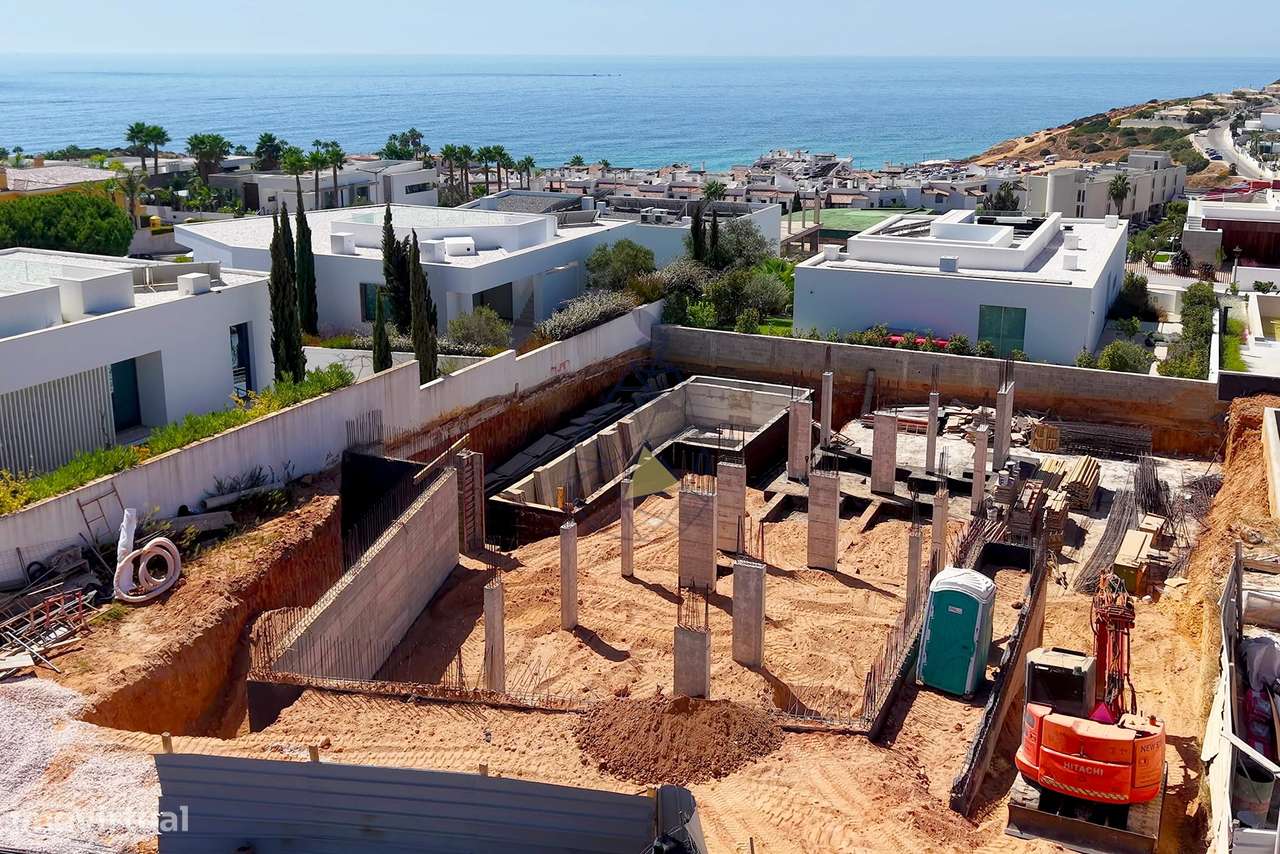 Moradia T3 Moradia de luxo em traçado contemporâneo em Porto de Mós - - Grande imagem: 2/28