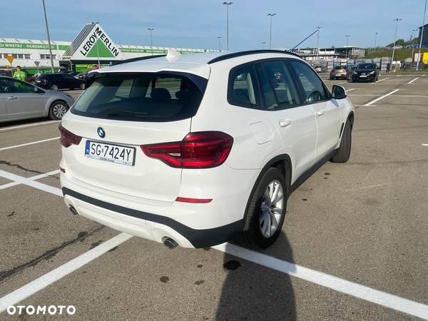 BMW X3 sDrive18d Advantage - 12