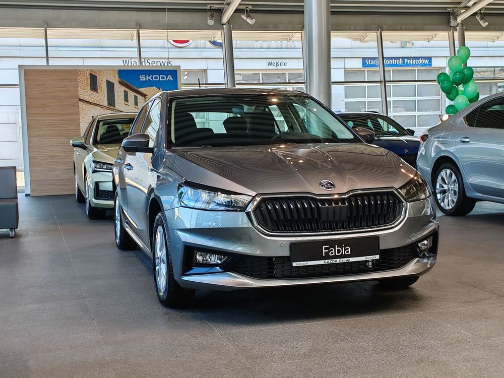 Skoda Fabia IV (2021-) 1.0 TSI Drive DSG 2026