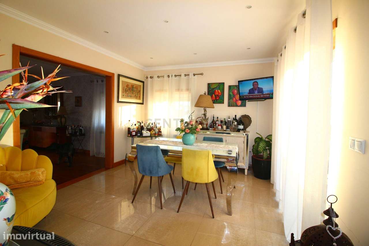 Moradia V4 em Torres Vedras, 566m2 ,vistas excecionais, qualidade e co-7