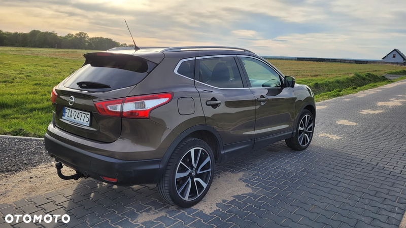 Nissan Qashqai 1.6 DIG-T Tekna - 4