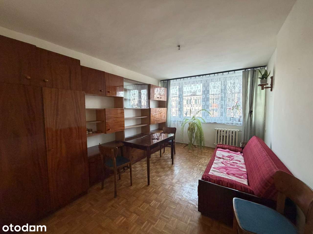 Mieszkanie 3 pokoje, balkon, centrum, blok ocieplony-0