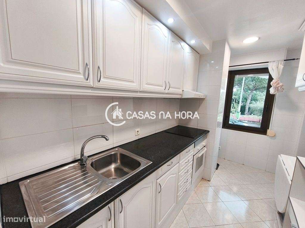 Apartamento T2  Próximo ao Centro de Saúde - Santo António dos Cava... - Grande imagem: 2/29