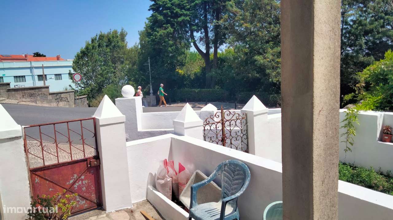 Moradia, isolada em Sintra-11