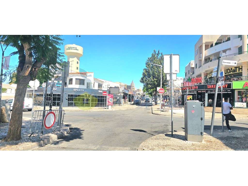 Excelente apartamento localizado, num 1º andar, na famosa Avenida D...-30