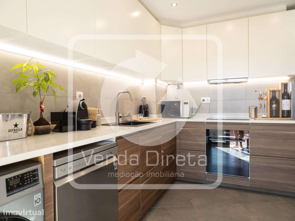Apartamento T3 em Setúbal com box e vista para Serra da Arrábida-8